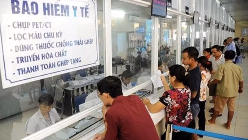 Từ 1/7/2025, người tham gia bảo hiểm y tế đủ 5 năm liên tục không còn phải thanh toán trực tiếp.