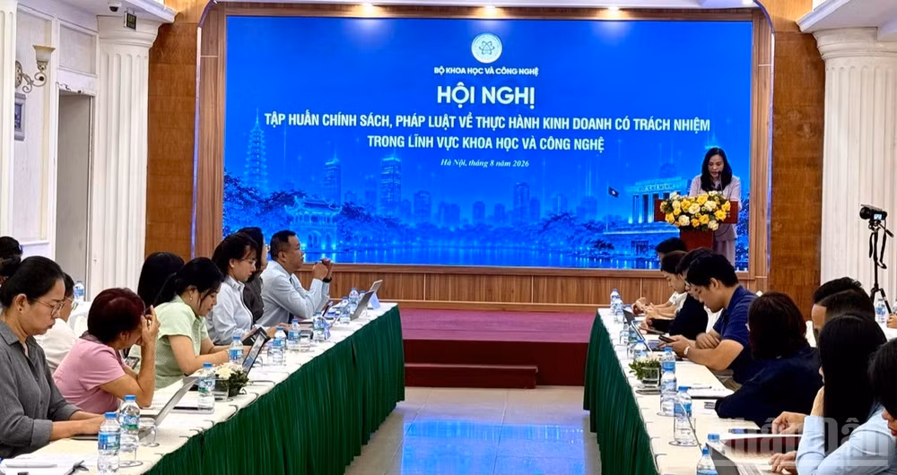 Quang cảnh hội nghị. (Ảnh: ĐỖ THOA)