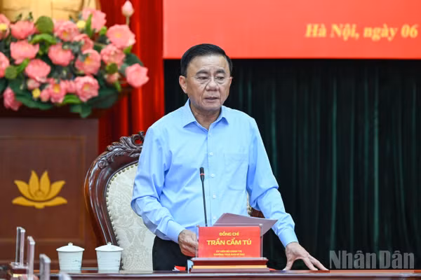 Đồng chí Trần Cẩm Tú, Ủy viên Bộ Chính trị, Thường trực Ban Bí thư. (Ảnh: DUY LINH)