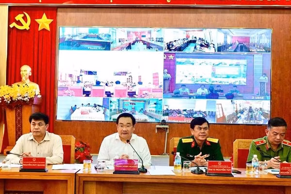 Ban Chỉ huy Phòng thủ dân sự tỉnh Khánh Hòa chủ trì cuộc họp chống bão Kalmaegi.