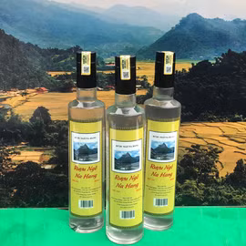 Rượu ngô Na Hang Chi Tín