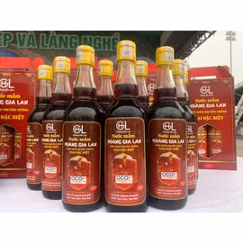 Nước mắm Hoàng Gia Lan