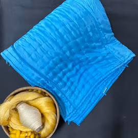 Chăn bông tơ tằm tự dệt