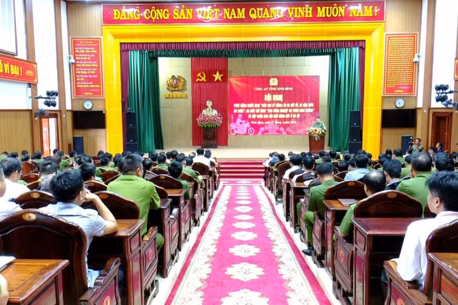Quang cảnh hội nghị.