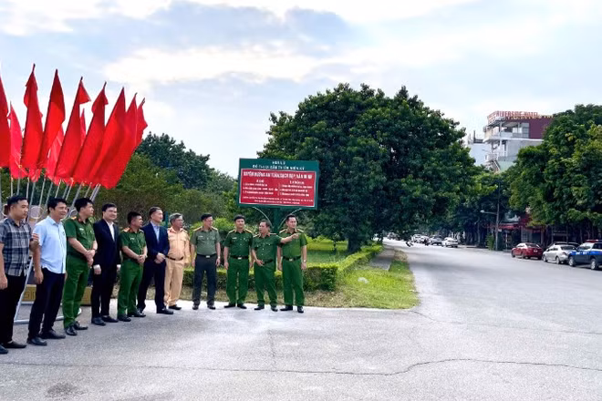Việc xây dựng mô hình “Tuyến đường an toàn, sạch đẹp, văn minh” tại đường Tràng An góp phần xây dựng phường Hoa Lư trở thành đô thị văn minh, hiện đại, thân thiện, là điểm sáng về du lịch bền vững. 