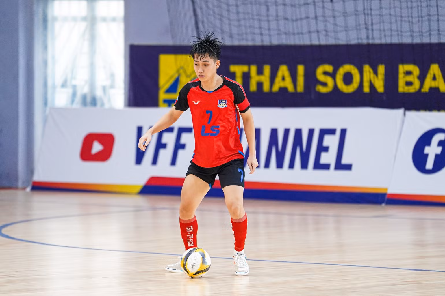 chi-bao-u20-thai-son-nam-tphcm-17580429601811752715089-1758070753849-1758070754110432273384.jpg