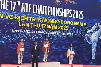 Vận động viên Nguyễn Gia Như của Lai Châu đoạt Huy chương Vàng hạng cân 52kg lứa tuổi trẻ.