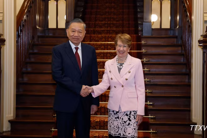 Tổng Bí thư, Chủ tịch nước Tô Lâm gặp bà Margaret Beazley, Thống đốc Bang New South Wales (Australia). (Ảnh: Thống Nhất/TTXVN)