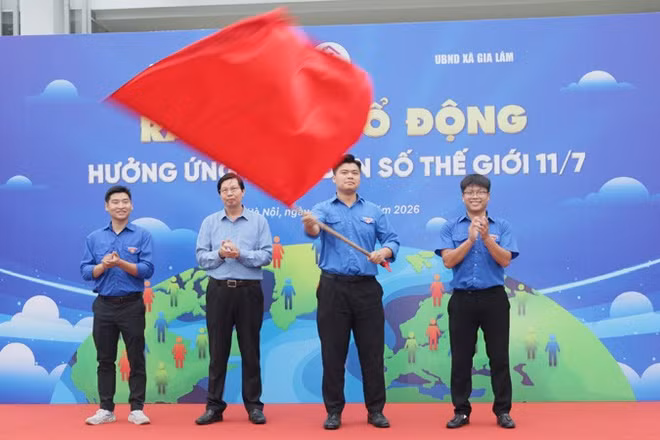 Các đoàn viên, thanh niên thành phố Hà Nội hưởng ứng Ngày Dân số Thế giới (11/7) năm 2026.