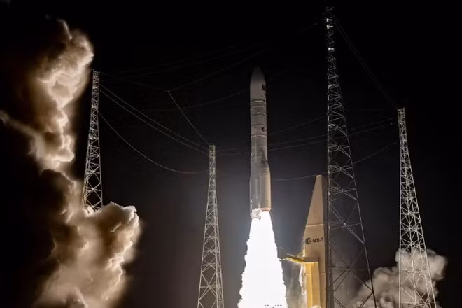 Tên lửa Ariane 6 phóng hai vệ tinh dẫn đường Galileo vào ngày 17/12. (Nguồn: Space News)