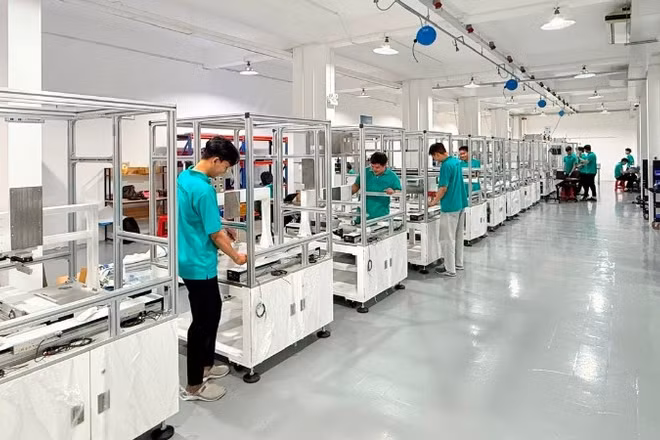 Dây chuyền sản xuất của Tập đoàn Ito đặt tại Thành phố Hồ Chí Minh chuyên về chế tạo máy tự động hóa, cảm biến đo lường thuộc ngành công nghệ cao, thu hút nhân lực có “chất xám”.