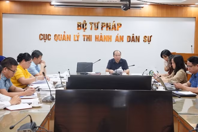 Đảng ủy Cục Quản lý Thi hành án dân sự, Bộ Tư pháp luôn bám sát chỉ đạo của Đảng ủy cấp trên trong thực hiện nhiệm vụ.
