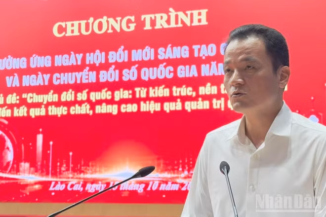 Đồng chí Giàng Quốc Hưng, Phó Chủ tịch Ủy ban nhân dân tỉnh phát biểu chỉ đạo. (Ảnh: THANH SƠN)