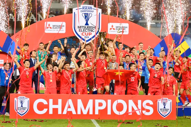 Đội tuyển Việt Nam ăn mừng chức vô địch ASEAN Cup 2024. (Ảnh: VFF)