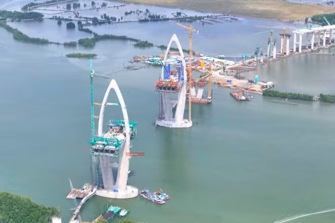 Những mạch máu giao thông hiện đại do Bắc Trung Nam kiến tạo không chỉ nối liền những miền đất, mà còn mở ra không gian phát triển mới, hòa nhịp cùng dòng chảy bứt phá của đất nước trong kỷ nguyên vươn mình. (Ảnh: Công ty cổ phần xây dựng Bắc Trung Nam cung cấp)