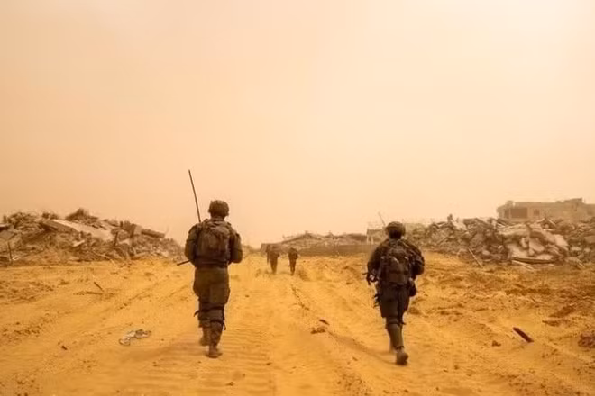 Binh sĩ Israel được triển khai tại Dải Gaza. (Ảnh: TÂN HOA XÃ)