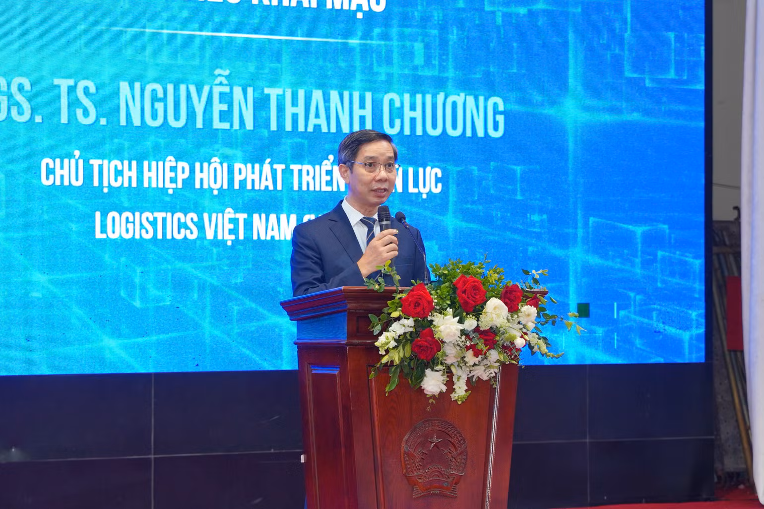 chuong.jpg