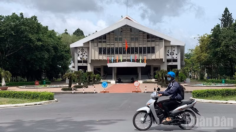 Một góc Hội trường lớn Đại học Cần Thơ. (Ảnh: THANH TÂM)