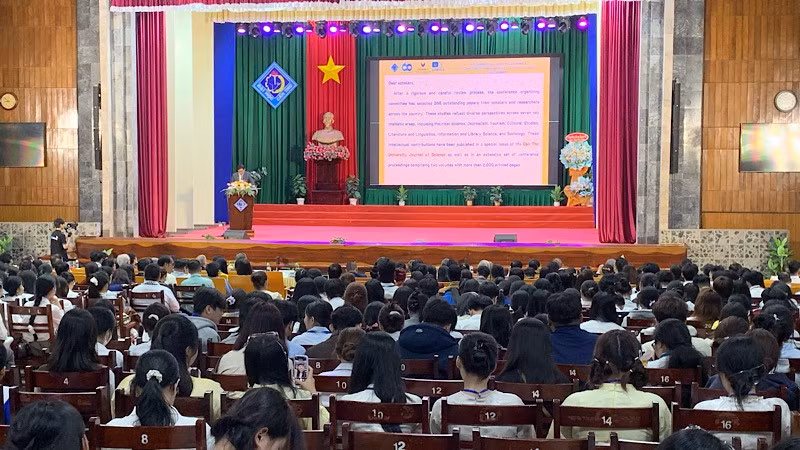 Quang cảnh hội thảo.