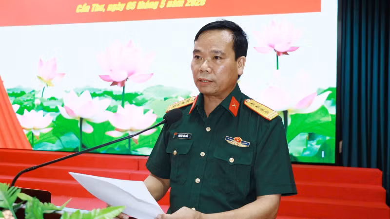 Lãnh đạo Văn phòng Ban Chỉ đạo Phòng thủ dân sự quốc gia phát biểu tại hội nghị.