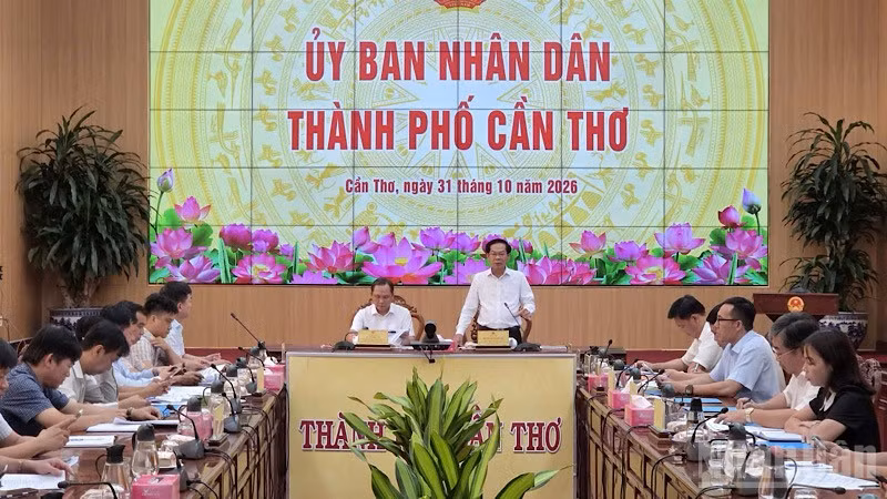 Quang cảnh buổi làm việc. (Ảnh: THANH TÂM)