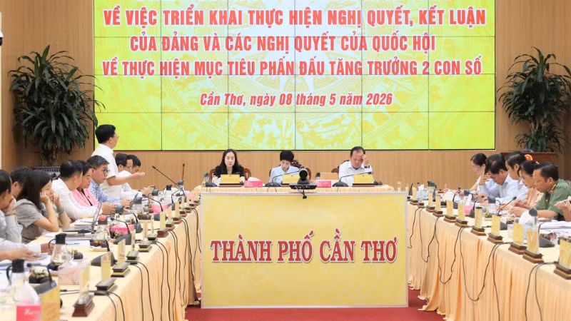 Quang cảnh buổi làm việc.