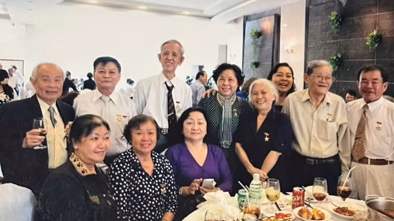 Họp mặt các thế hệ làm báo tại Đài Phát thanh Giải phóng sau 50 năm.