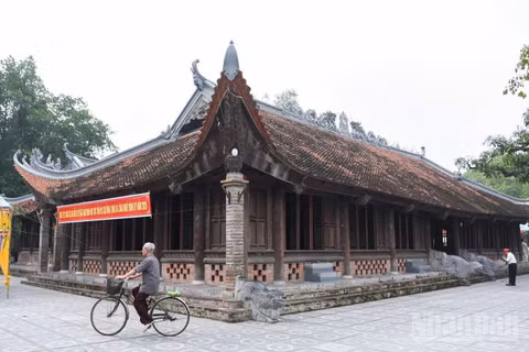 Đình làng Đồng Kỵ nằm trong cụm đình, đền, chùa gắn với lễ hội và làng nghề tạo nên một chỉnh thể văn hóa có giá trị. ( Ảnh: A.T)