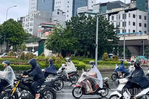 Khu vực Hà Nội có mưa rào và dông vài nơi. (Ảnh minh họa: Đ.T)