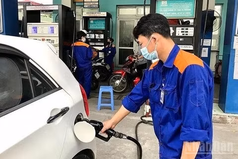 Bảo đảm nguồn cung xăng dầu dịp Quốc khánh 2/9. (Ảnh: AN NGUYÊN)