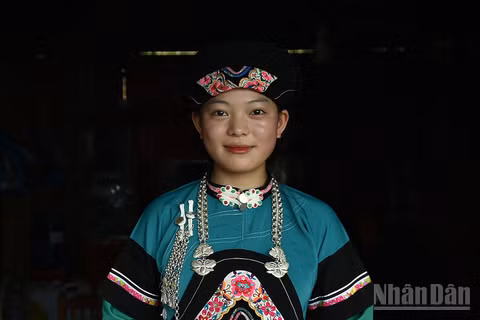 Phụ nữ dân tộc Bố Y tại xã Mường Khương, tỉnh Lào Cai. (Ảnh: VŨ LINH)