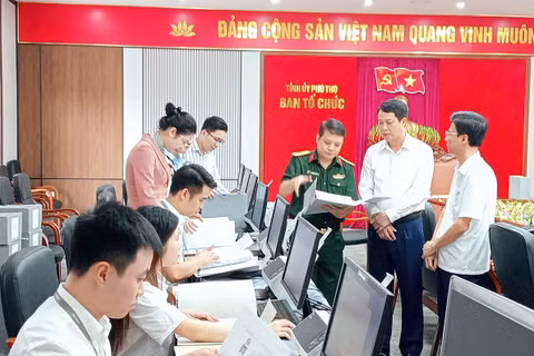 Chuẩn hóa dữ liệu, đưa các hoạt động của tổ chức đảng lên môi trường số tại Phú Thọ đang từng bước hình thành nền quản trị đảng viên đồng bộ, minh bạch, hiệu quả hơn. (Ảnh: NGỌC LONG-HỒNG HÀ-TRẦN HẢO)