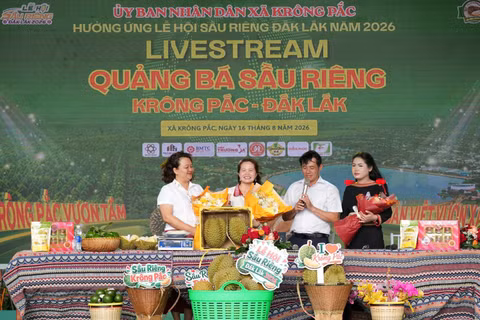 Phiên livestream quảng bá và bán sầu riêng của Ủy ban nhân dân xã Krông Pắc. (Ảnh: CTV)