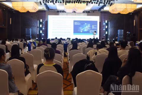 Nhiều giải pháp về phát triển du lịch xanh được chia sẻ tại hội nghị. (Ảnh: ANH ĐÀO)