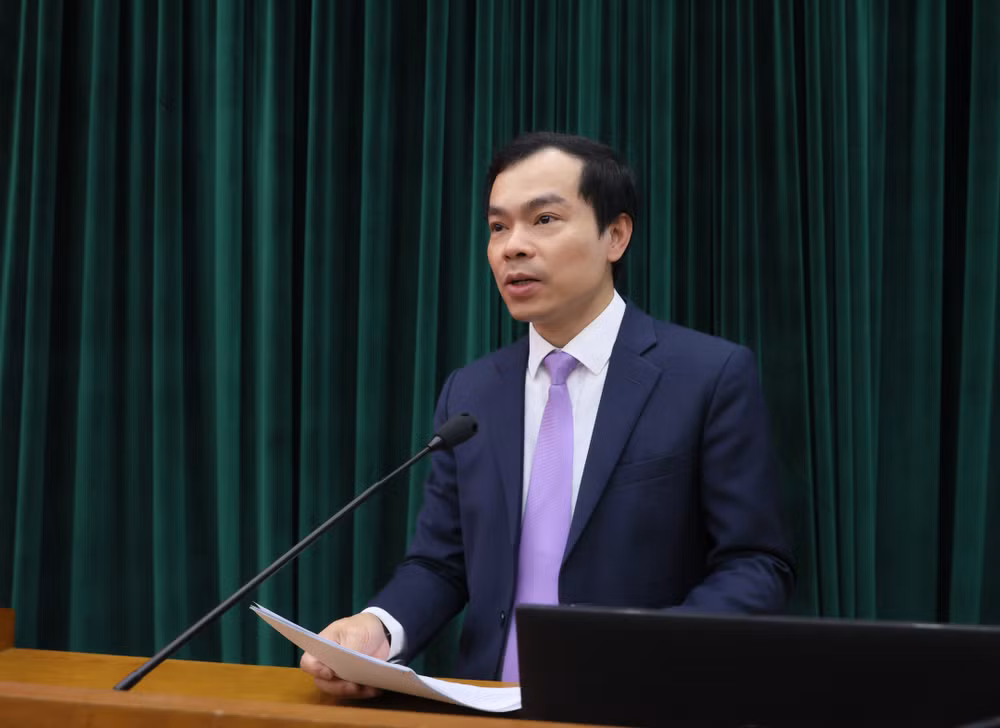 2711-hung.jpg