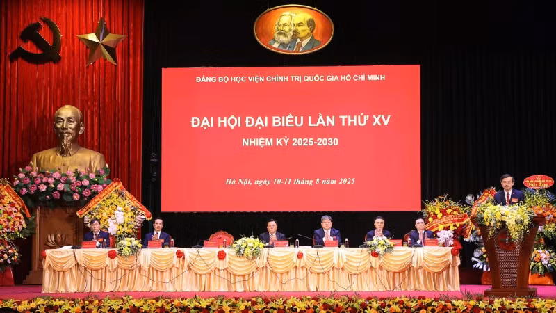 gen-h-11-doan-8414.jpg