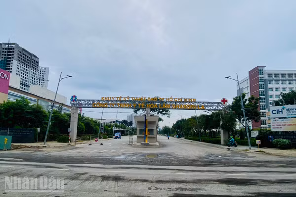 Bệnh viện quốc tế City tọa lạc tại Khu y tế kỹ thuật cao Thành phố Hồ Chí Minh. (Ảnh: KHANG ANH)