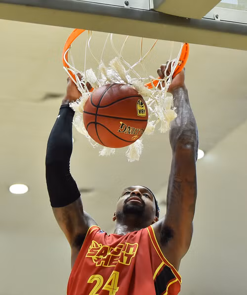 Kentrell Barkley úp rổ tại VBA 2023. Kentrell Barkley úp rổ tại VBA 2023.