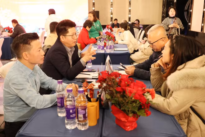 Chương trình giới thiệu du lịch Việt Nam tại Trung Quốc kéo dài từ ngày 20-28/10, thu hút nhiều doanh nghiệp hai nước tham gia. (Ảnh: TTXVN)