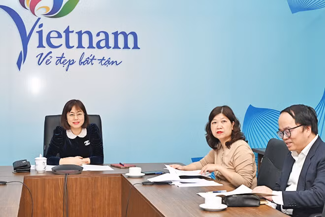 Phó Cục trưởng Du lịch Quốc gia Việt Nam Nguyễn Thị Hoa Mai làm Trưởng đoàn Việt Nam tham dự buổi họp. (Ảnh: TITC)