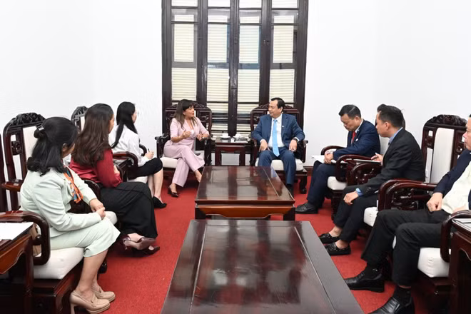 Quang cảnh buổi làm việc. (Ảnh: TITC)