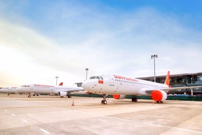 Sun PhuQuoc Airways (SPA) - hãng hàng không do Tập đoàn Sun Group đầu tư đã cất cánh chuyến bay đầu tiên vào ngày 1/11 vừa qua.