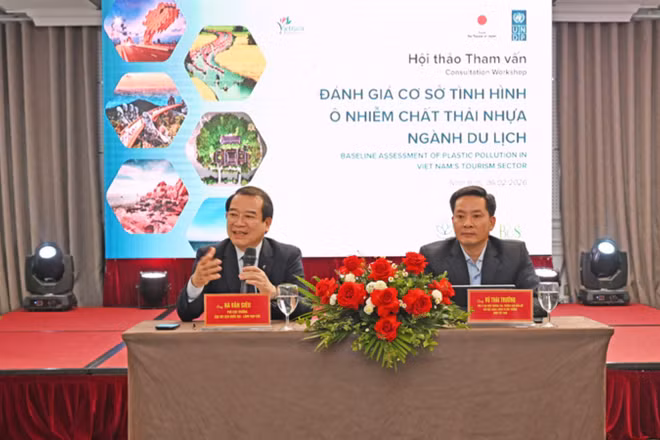 Phó Cục trưởng Du lịch quốc gia Việt Nam Hà Văn Siêu điều hành phiên thảo luận tại hội thảo. (Ảnh: TITC)