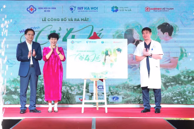 Chương trình “Hành trình cỏ bốn lá” được xác định là hoạt động dài hạn trong việc đồng hành cùng cộng đồng thông qua chuỗi tư vấn, hội thảo, hỗ trợ tâm lý và tài chính cho các gia đình hiếm muộn.