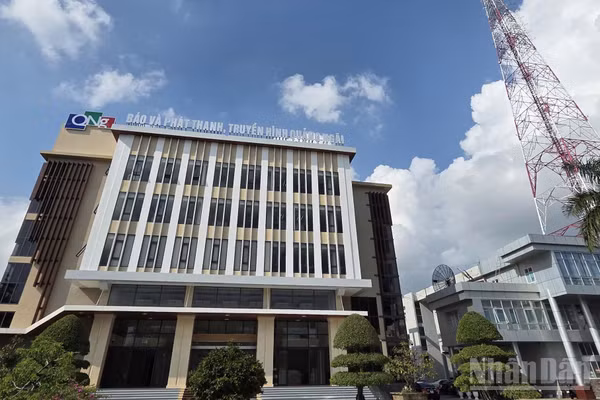 Báo và Phát thanh, Truyền hình Quảng Ngãi phấn đấu trở thành cơ quan báo chí địa phương nằm trong tốp chuyển đổi số xuất sắc. (Ảnh: HIỂN CỪ)