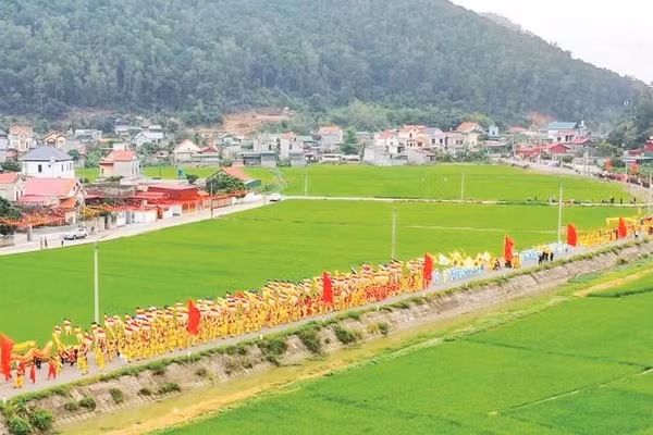 Nghi lễ rước nước tại Lễ hội chùa Nhẫm Dương.