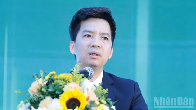 ndo_br_onghung.jpg