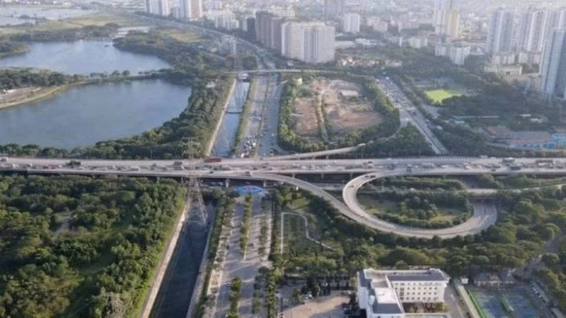 Hạ tầng đang tái định hình cấu trúc vùng đô thị Hà Nội theo mô hình đa cực (Ảnh: VARS)