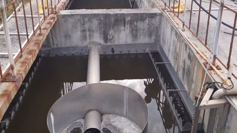 Hệ thống xử lý nước thải sinh hoạt. (Ảnh: PV)