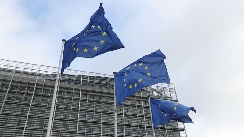 Cờ EU tại Brussels, Bỉ. (Ảnh: THX/TTXVN)